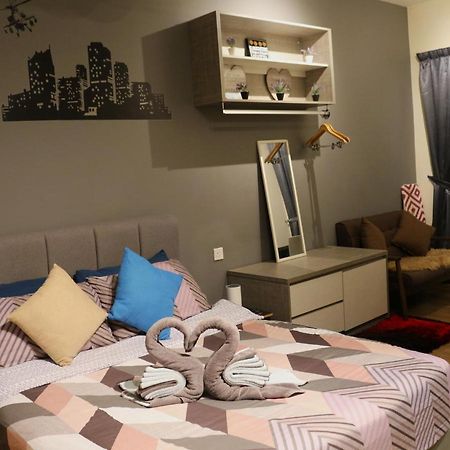 Mlh Premier Suites @ Saville Cheras Bagian luar foto