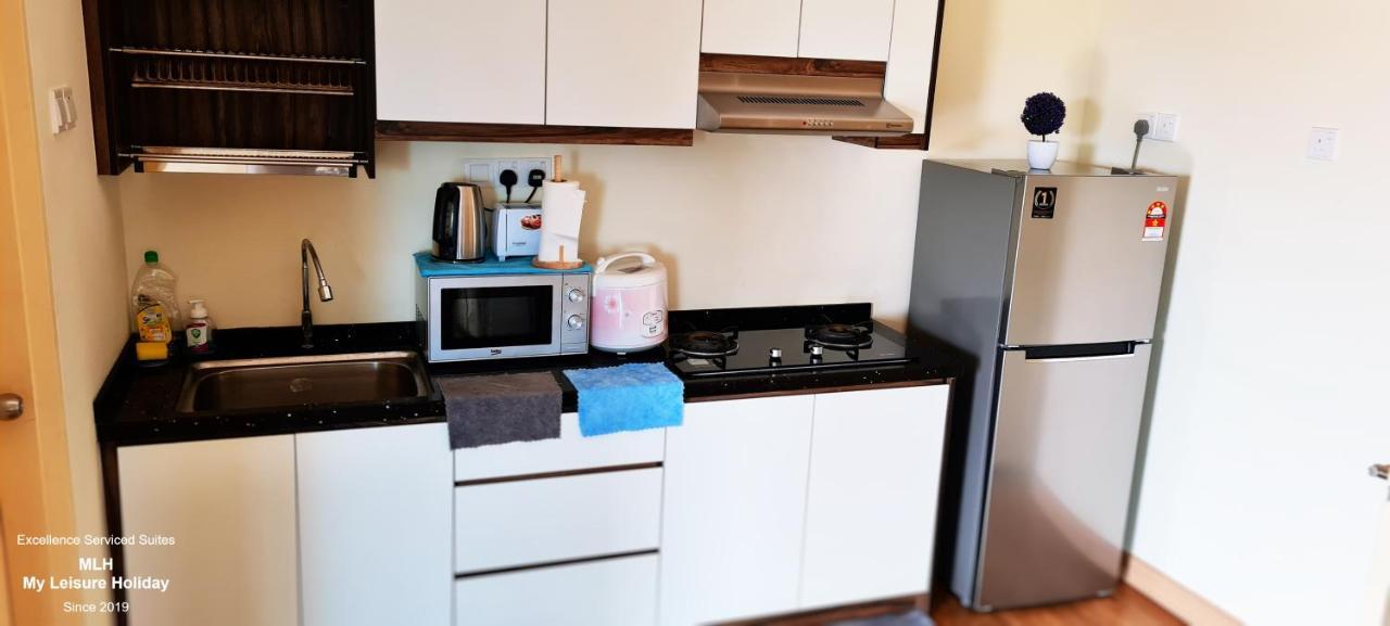 Mlh Premier Suites @ Saville Cheras Bagian luar foto