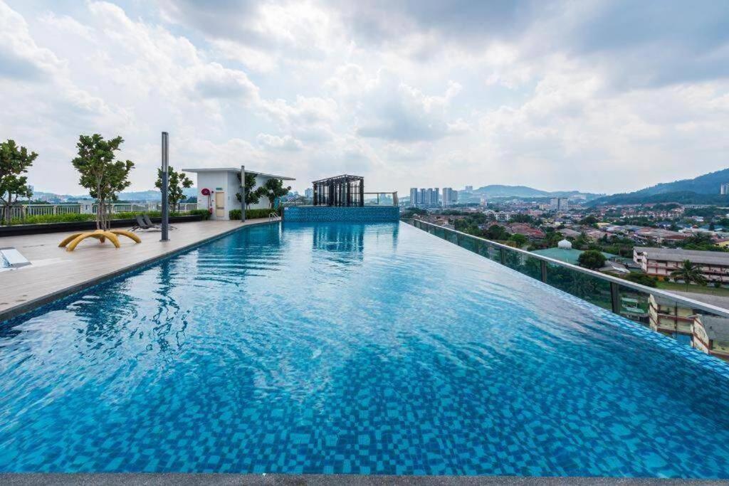 Mlh Premier Suites @ Saville Cheras Bagian luar foto